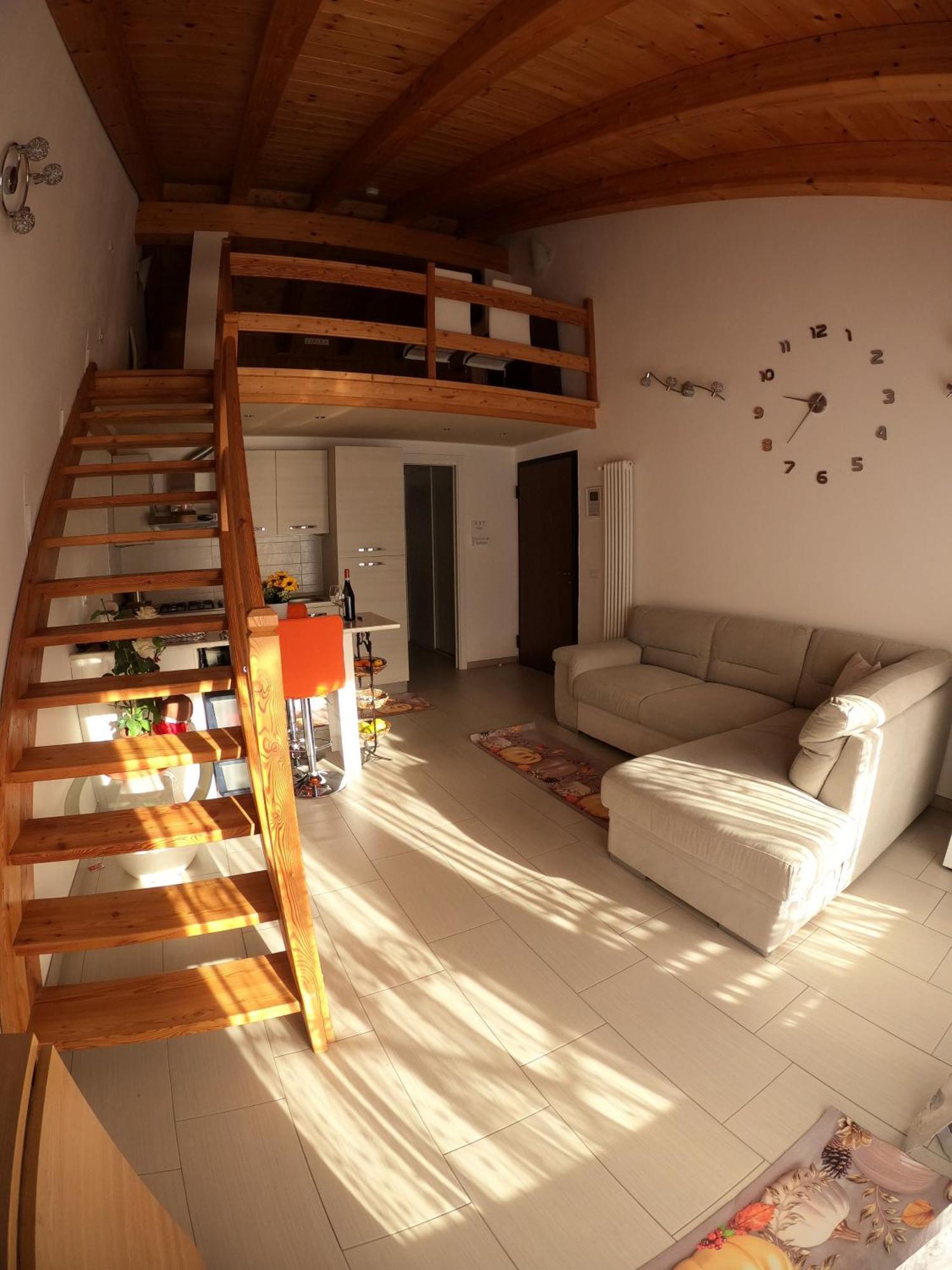 La Villa Gialla Aosta Esterno foto