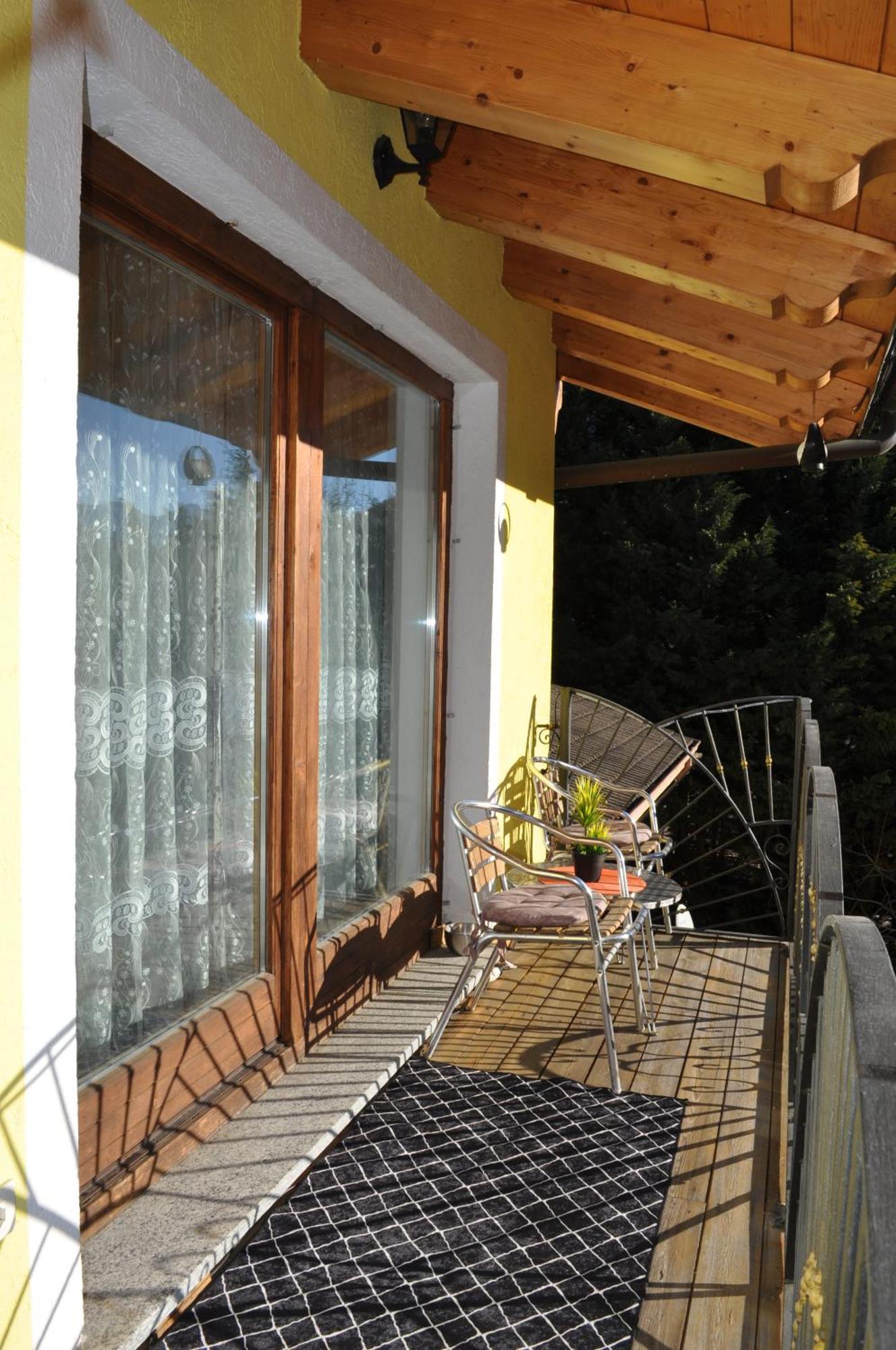 La Villa Gialla Aosta Esterno foto